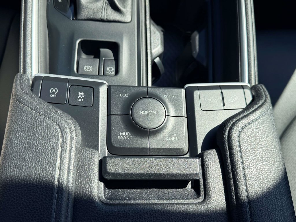 Certified 2025 Toyota Grand Highlander AWD image 7