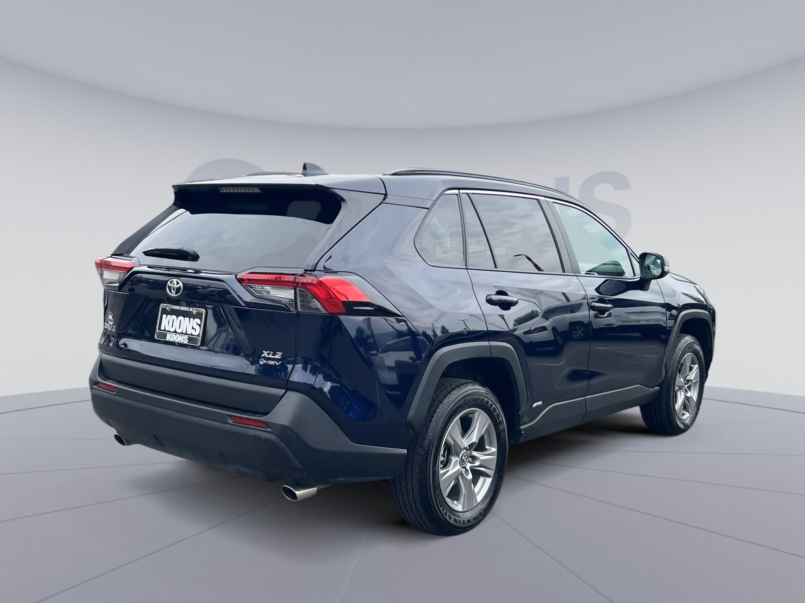 Used 2025 Toyota RAV4 XLE w/ Convenience Package AWD/4WD image 7