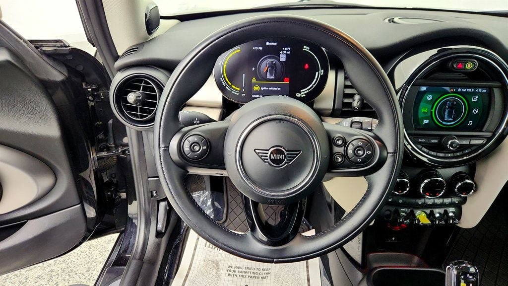 Used 2021 MINI Cooper SE w/ 6.5" Touchscreen Package image 14