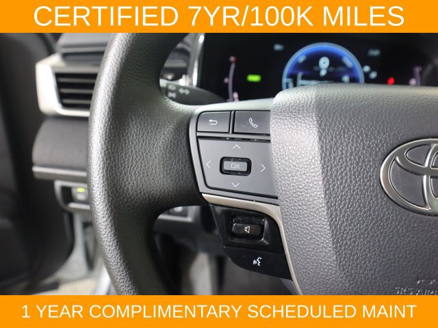 Used 2025 Toyota Camry LE FWD image 21