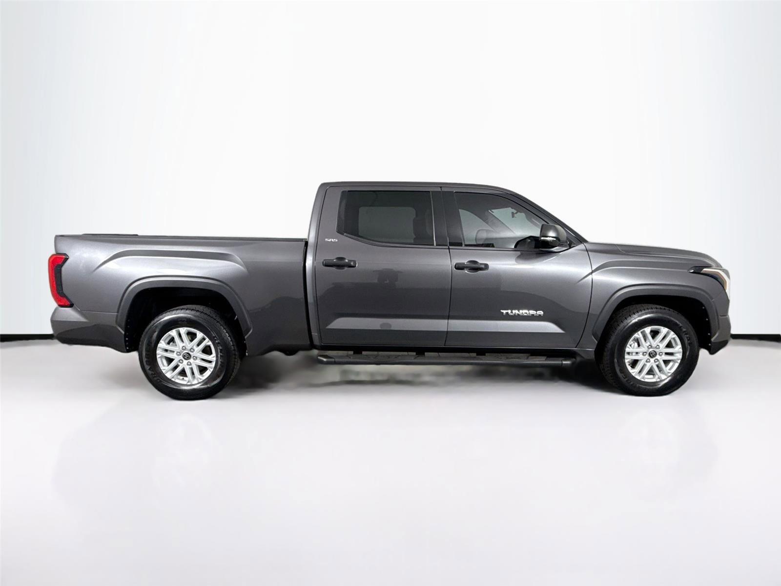 Used 2022 Toyota Tundra SR5 image 5