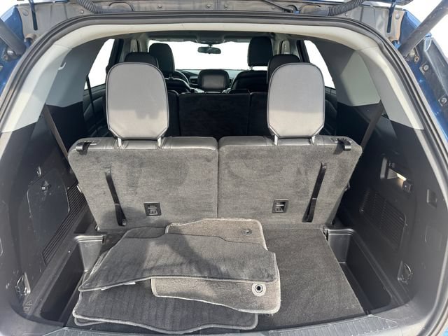 Used 2020 Ford Explorer XLT w/ Equipment Group 202A AWD/4WD image 12