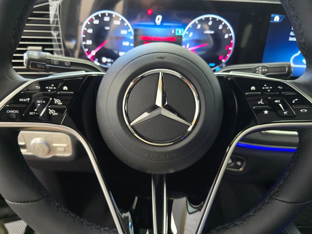 New 2026 Mercedes-Benz GLE 350 4MATIC image 13