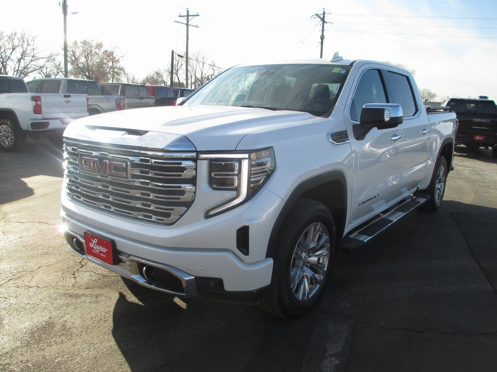 Used 2022 GMC Sierra 1500 Denali image 9