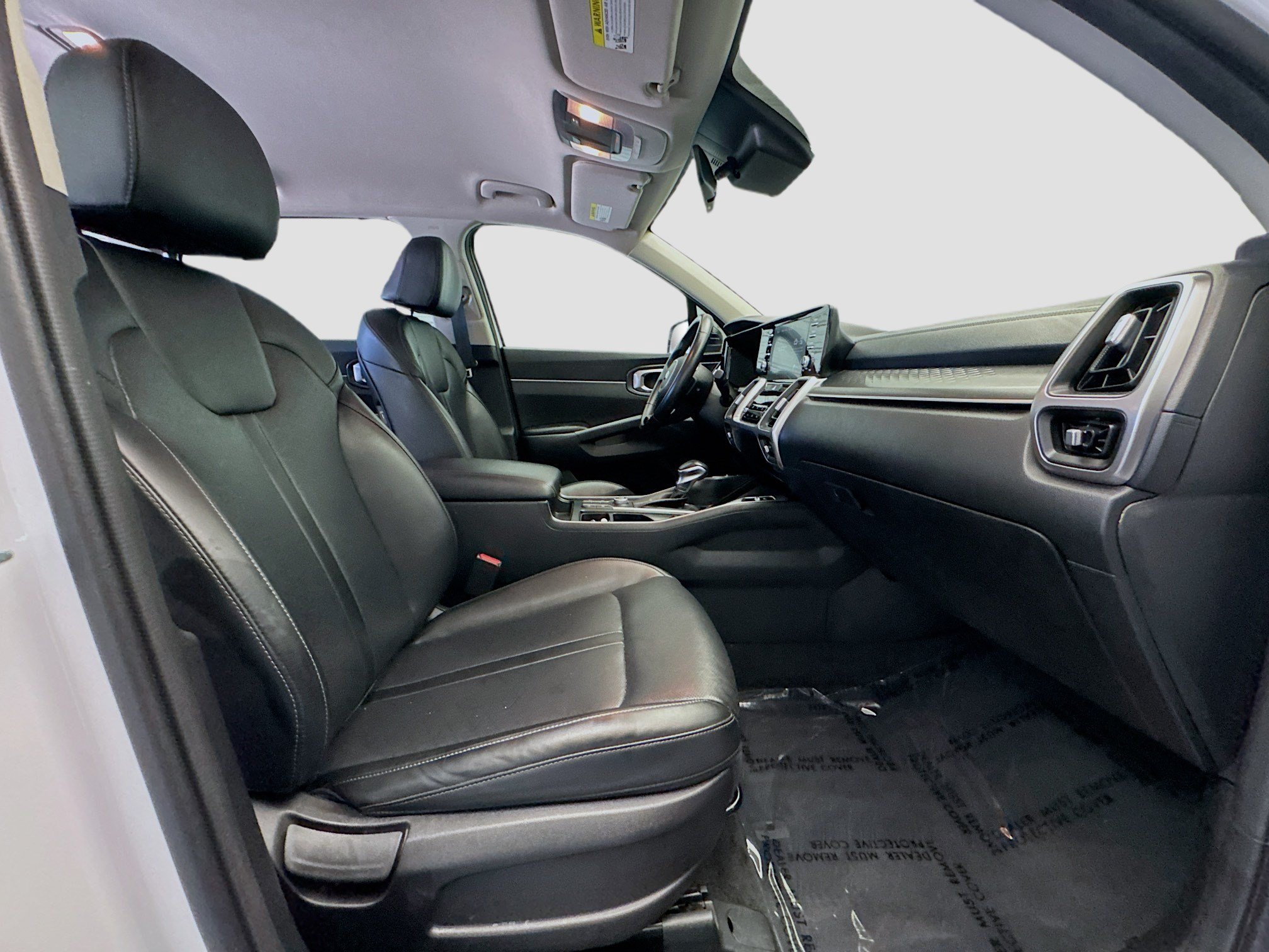 Used 2021 Kia Sorento S FWD image 19