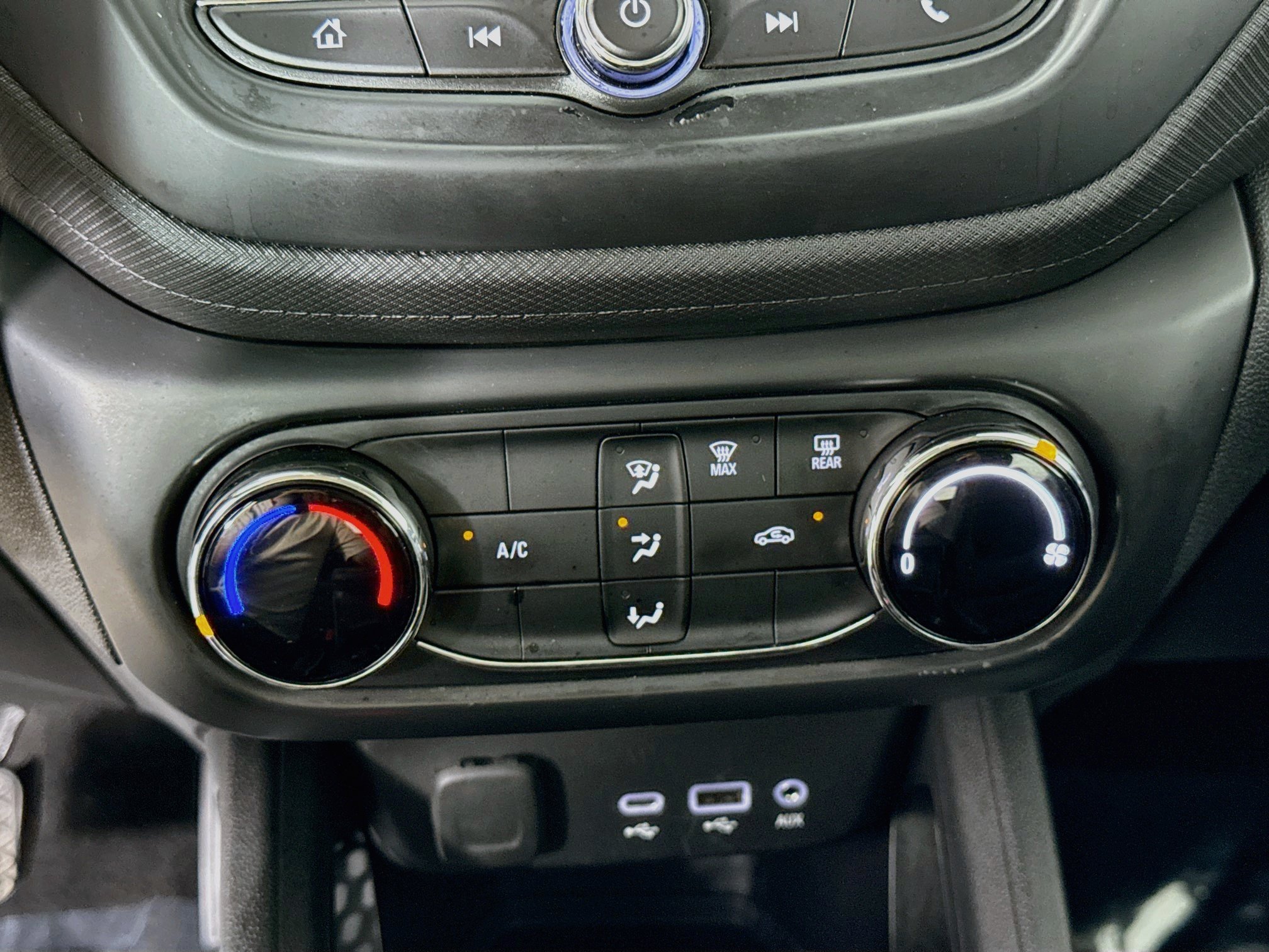 Used 2023 Chevrolet TrailBlazer LS FWD image 18