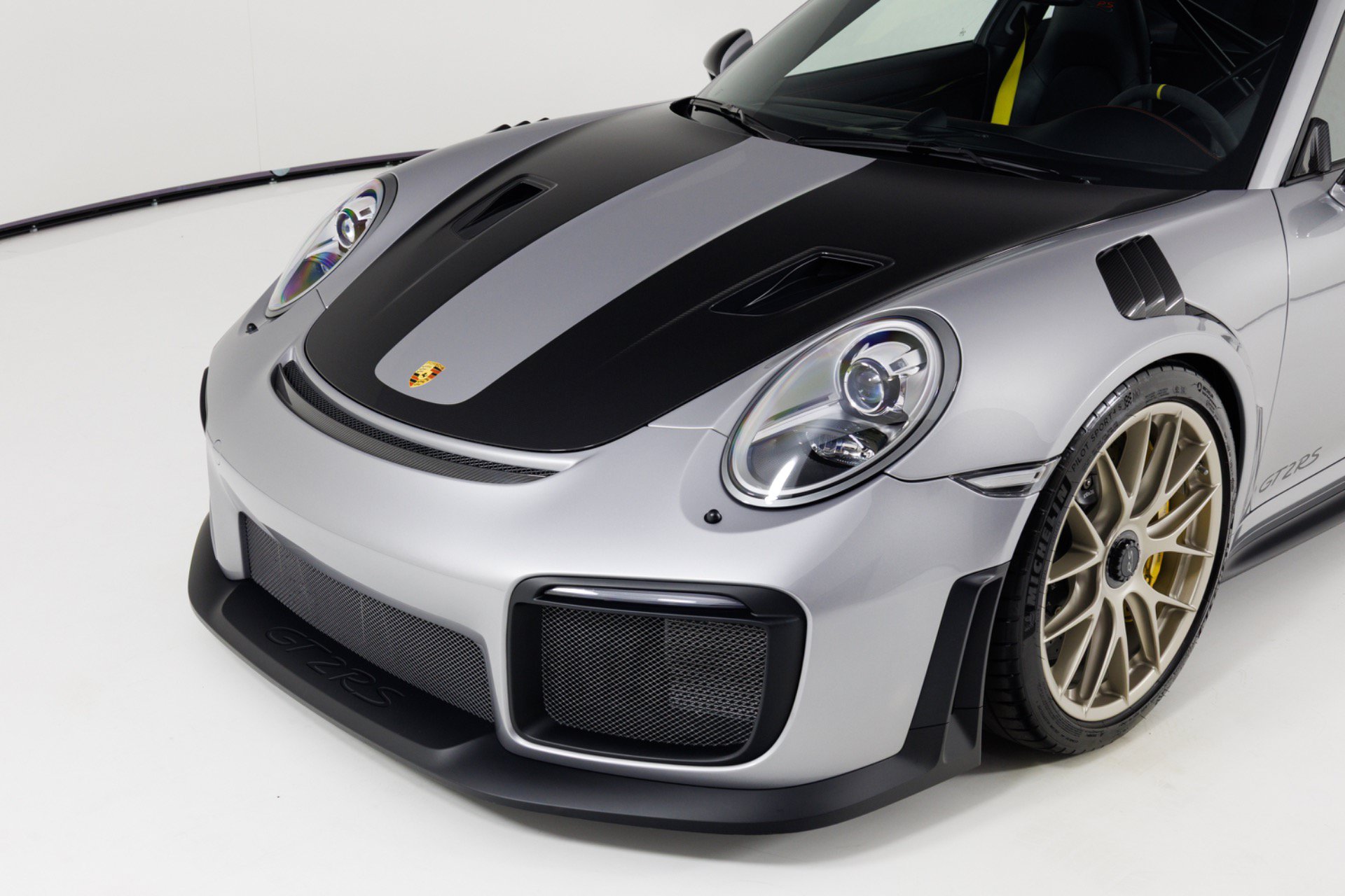 Used 2018 Porsche 911 GT2 RS RWD image 57