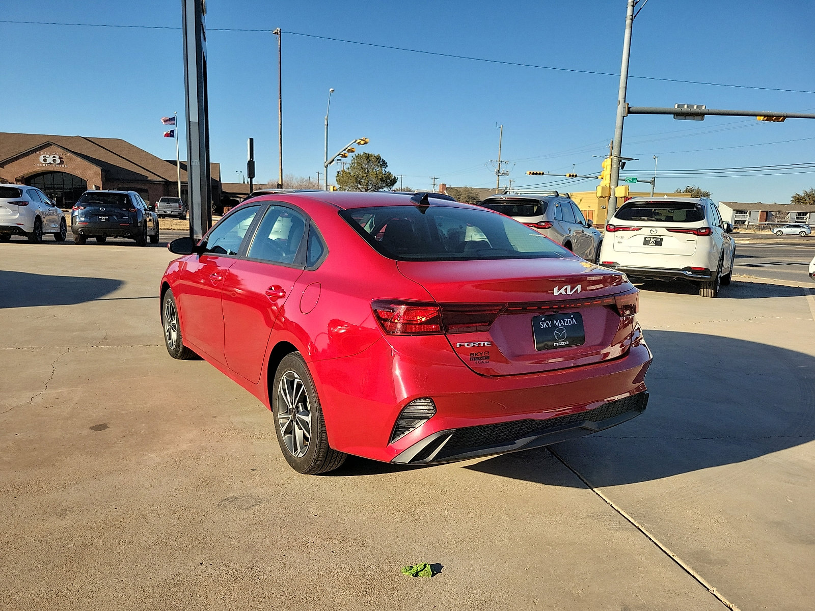 Used 2024 Kia Forte LXS image 5