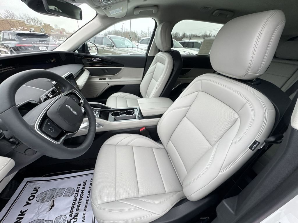 New 2026 Lincoln Nautilus Premier image 11