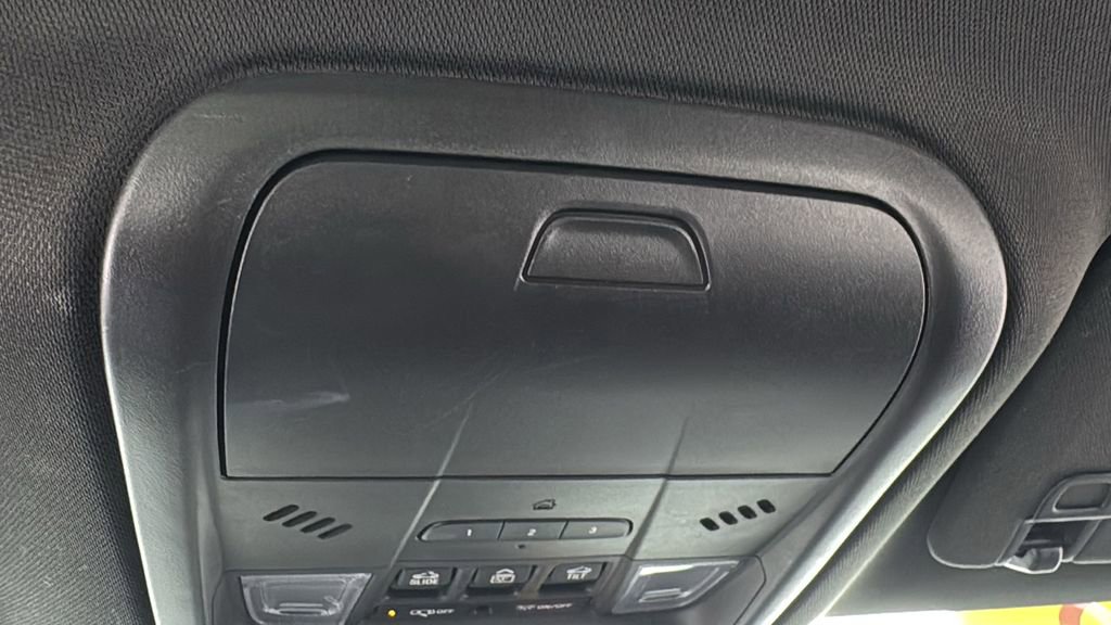 Used 2023 Buick Enclave Essence w/ Experience Buick Package image 34