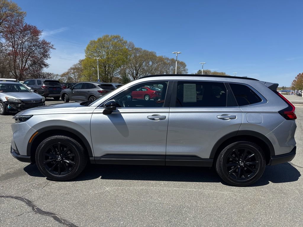 Used 2025 Honda CR-V Sport image 2
