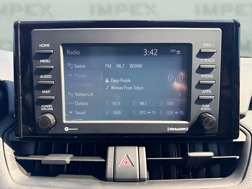 Used 2021 Toyota RAV4 XLE w/ Convenience Package AWD/4WD image 9