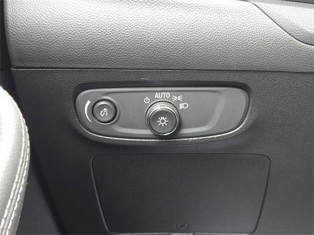 Used 2024 Buick Encore GX Sport Touring image 23