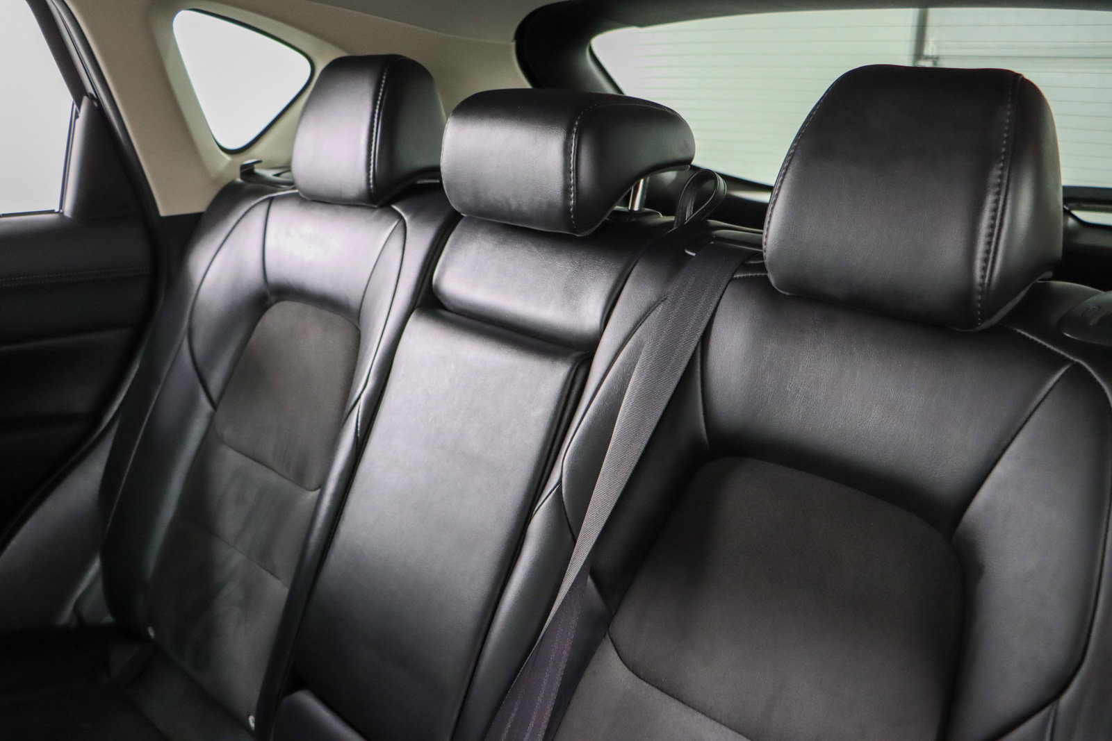 Used 2018 MAZDA CX-5 Touring image 24