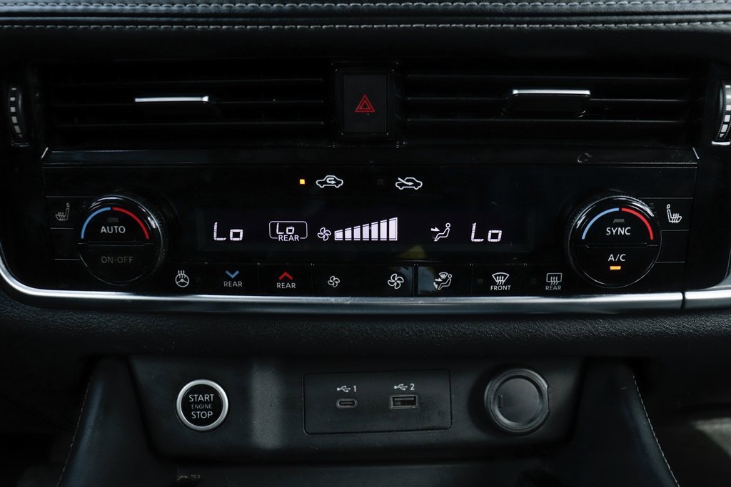 Used 2021 Nissan Rogue SL image 34