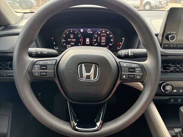 Used 2025 Honda Accord LX image 5