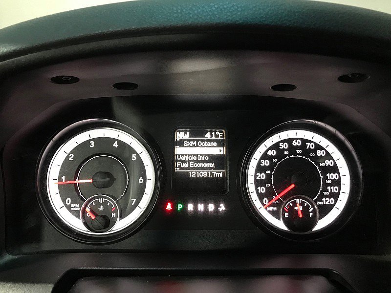 Used 2015 RAM 1500 Classic SLT image 22