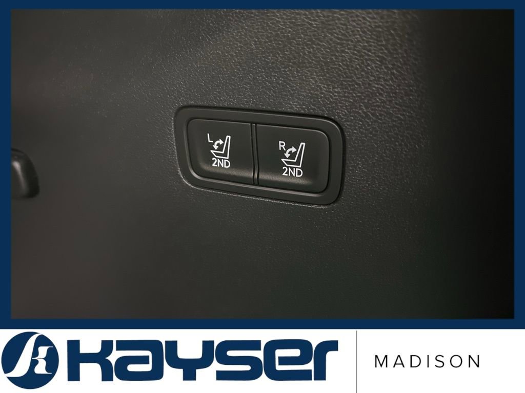 Used 2025 Hyundai Santa Fe Calligraphy image 48