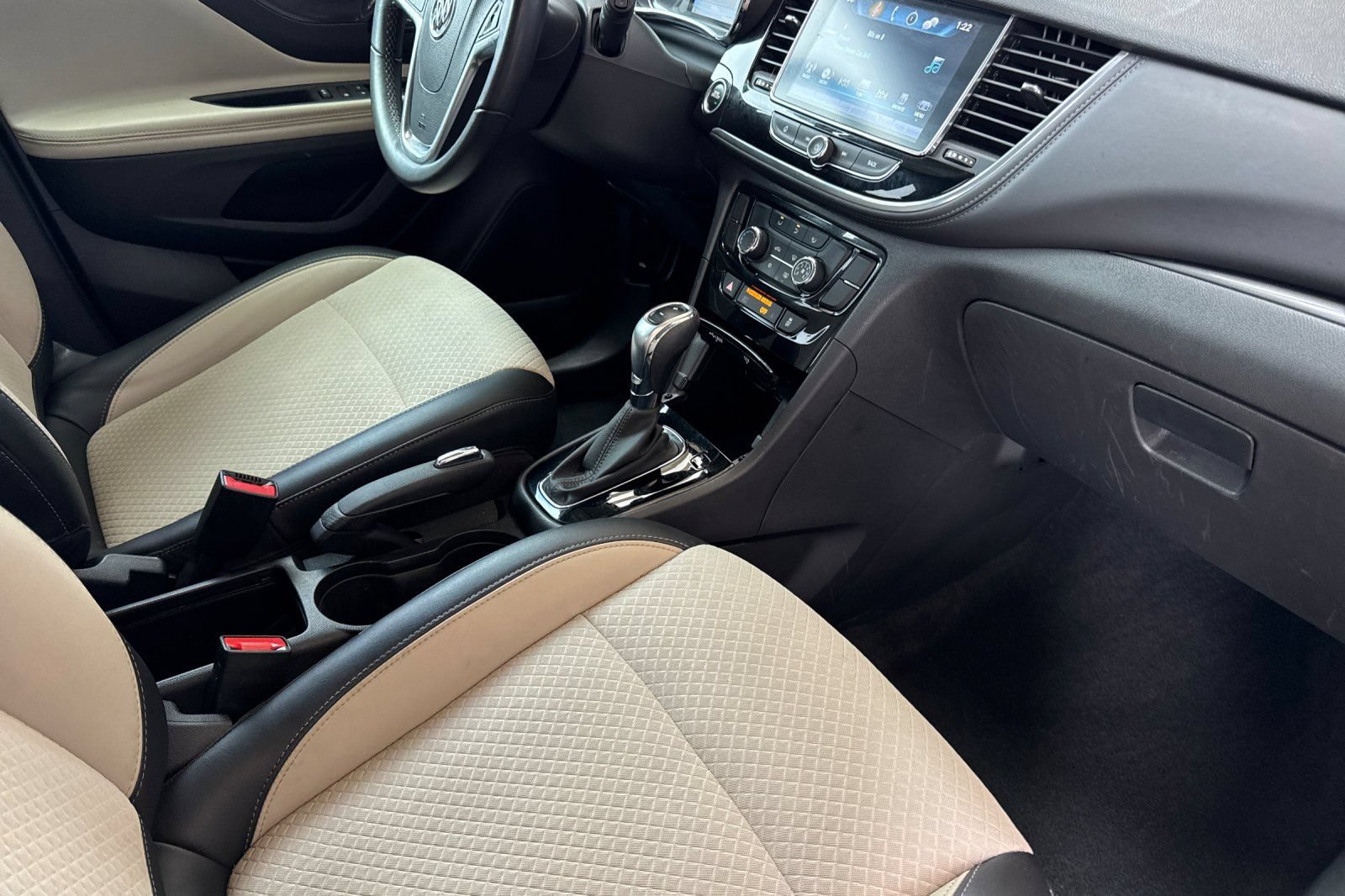 Used 2019 Buick Encore Preferred FWD image 16