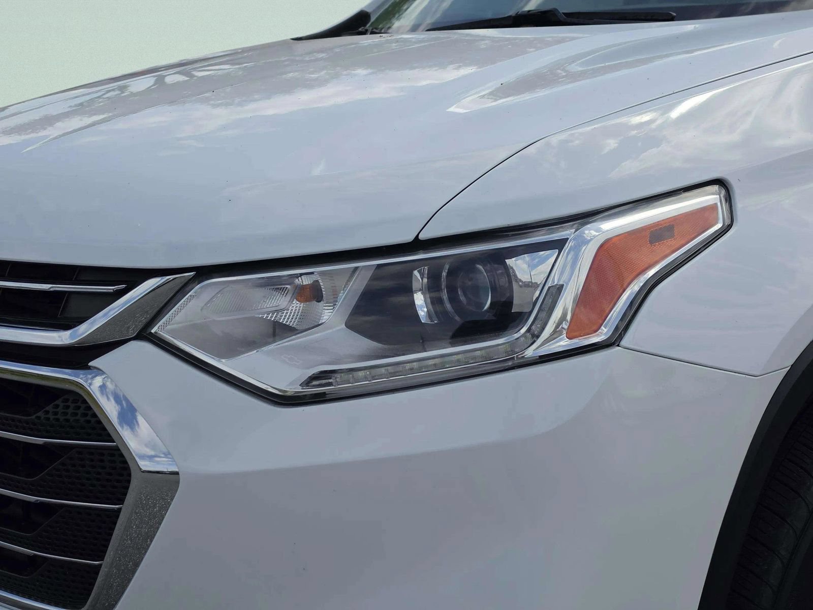 Used 2019 Chevrolet Traverse LT FWD image 38