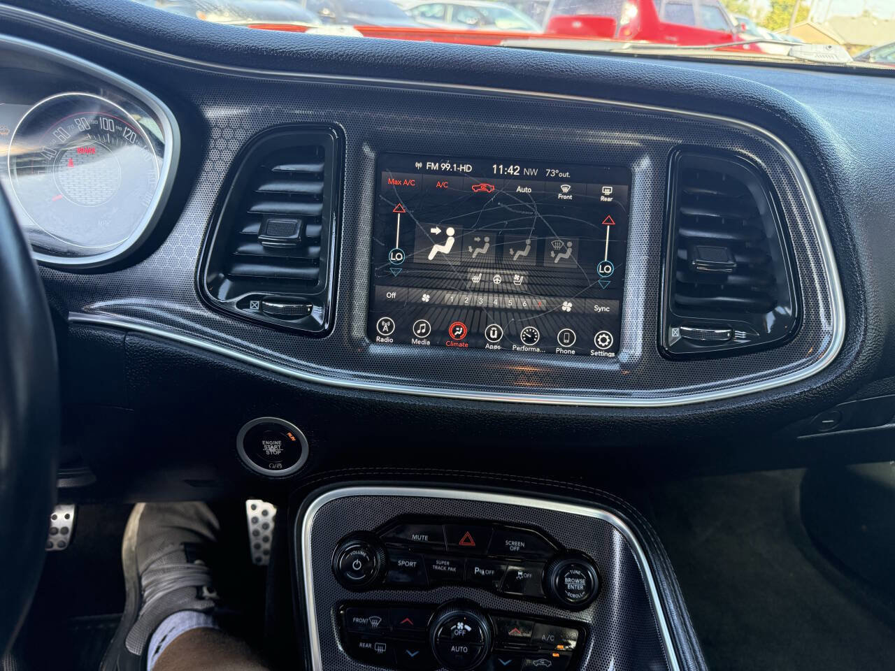 Used 2017 Dodge Challenger R/T Scat Pack w/ Leather Interior Group image 22