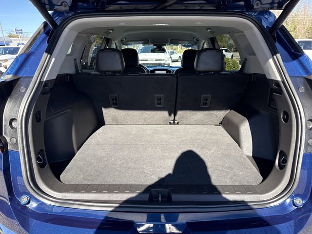 Used 2022 GMC Terrain SLT w/ Infotainment Package II image 30