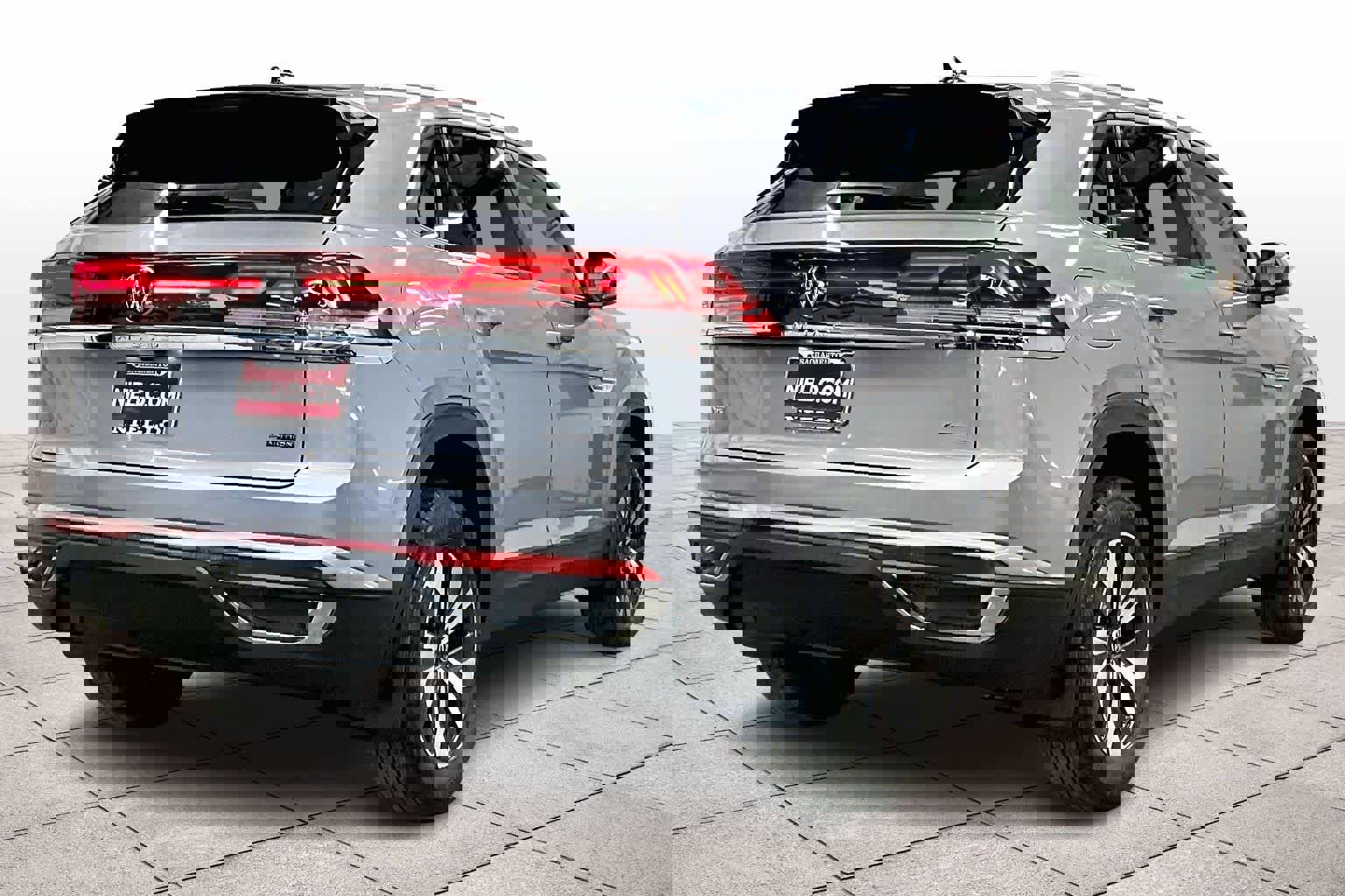 New 2026 Volkswagen Atlas Cross Sport SE image 4