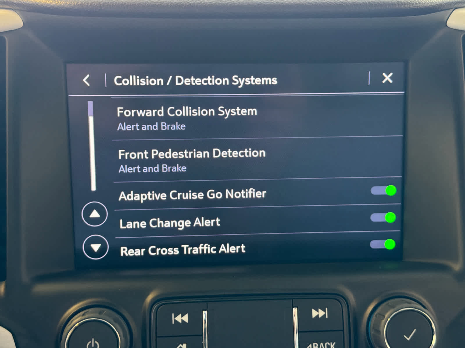 Used 2023 GMC Terrain SLT w/ LPO, 'HIT The Road' Package image 48