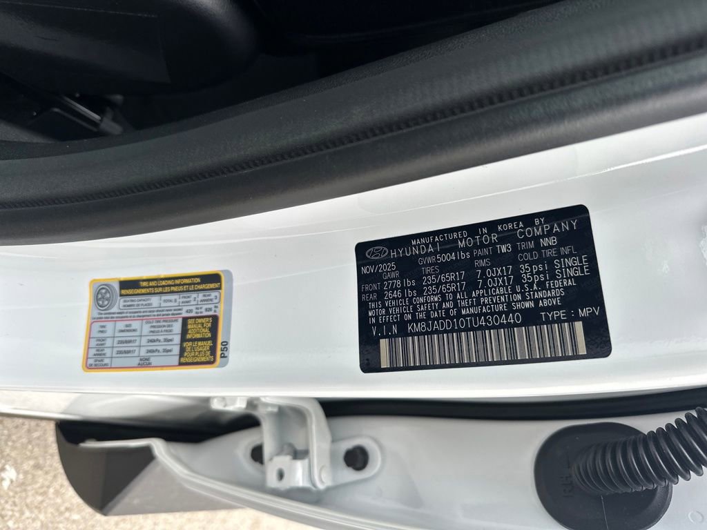 New 2026 Hyundai Tucson Blue SE image 22