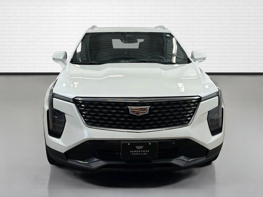 Certified 2024 Cadillac XT4 Premium Luxury AWD/4WD image 2