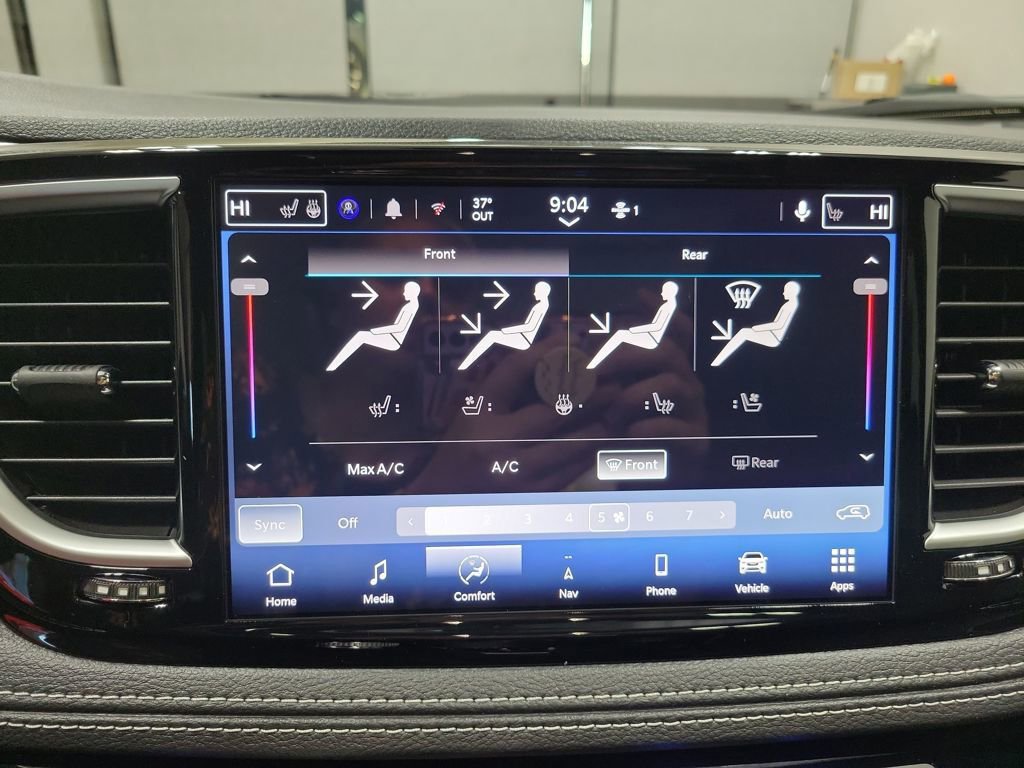 New 2026 Chrysler Pacifica Limited w/ S Appearance Package image 20