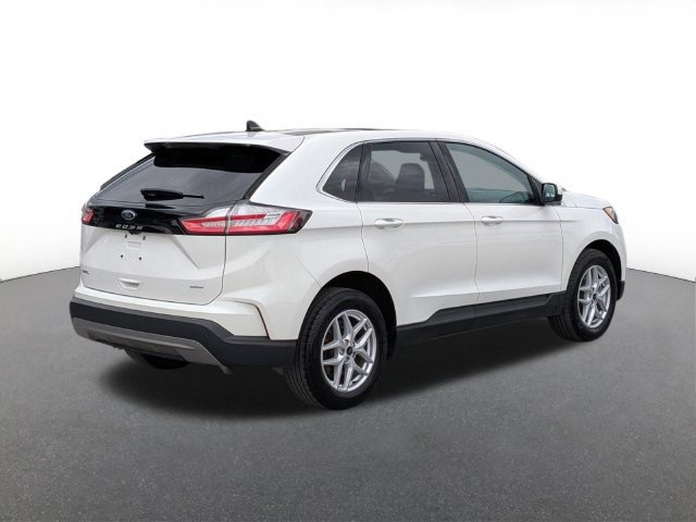 Certified 2024 Ford Edge SEL w/ Convenience Package AWD/4WD image 3