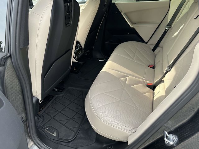 Certified 2024 BMW iX xDrive50 w/ Sport Package AWD/4WD image 19