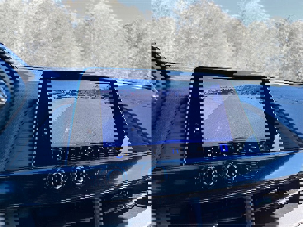 New 2025 Cadillac CT4 Premium Luxury image 14