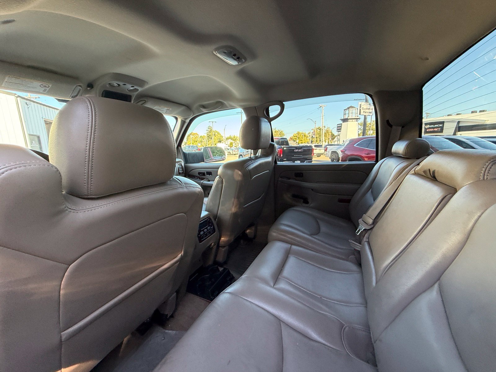Used 2005 GMC Sierra 3500 SLT w/ Heavy-Duty Power Package RWD image 32