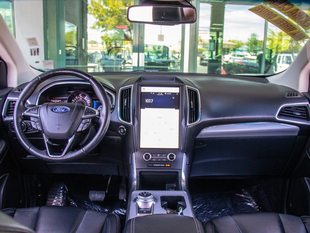 Used 2021 Ford Edge Titanium AWD/4WD image 15