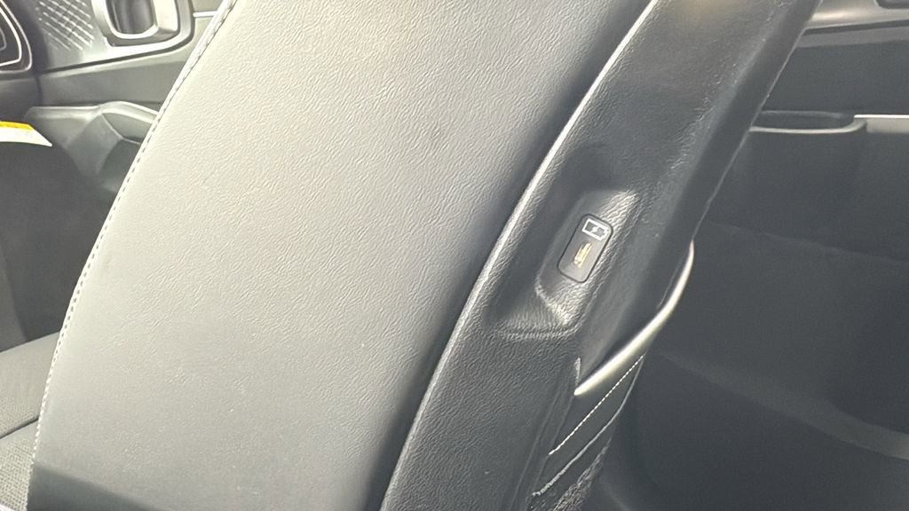 New 2025 Kia Sorento S image 34