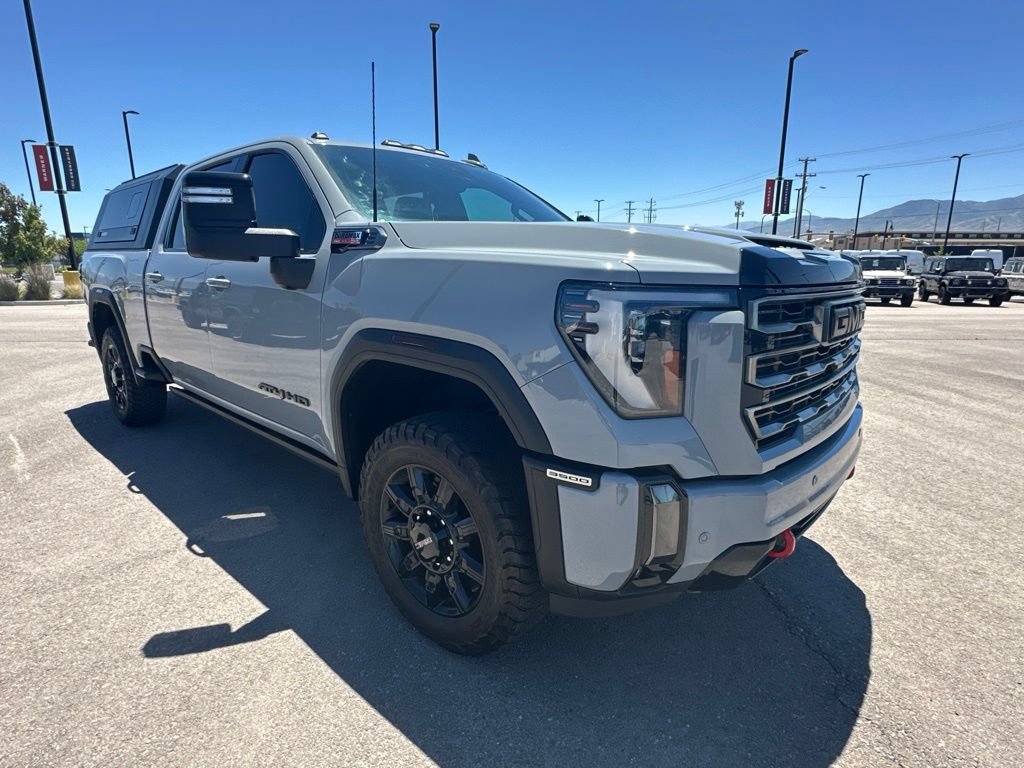 Used 2024 GMC Sierra 3500 AT4 w/ AT4 Premium Plus Package AWD/4WD image 5