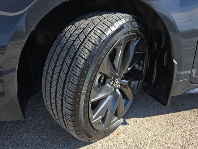 Used 2025 Toyota Corolla SE image 31