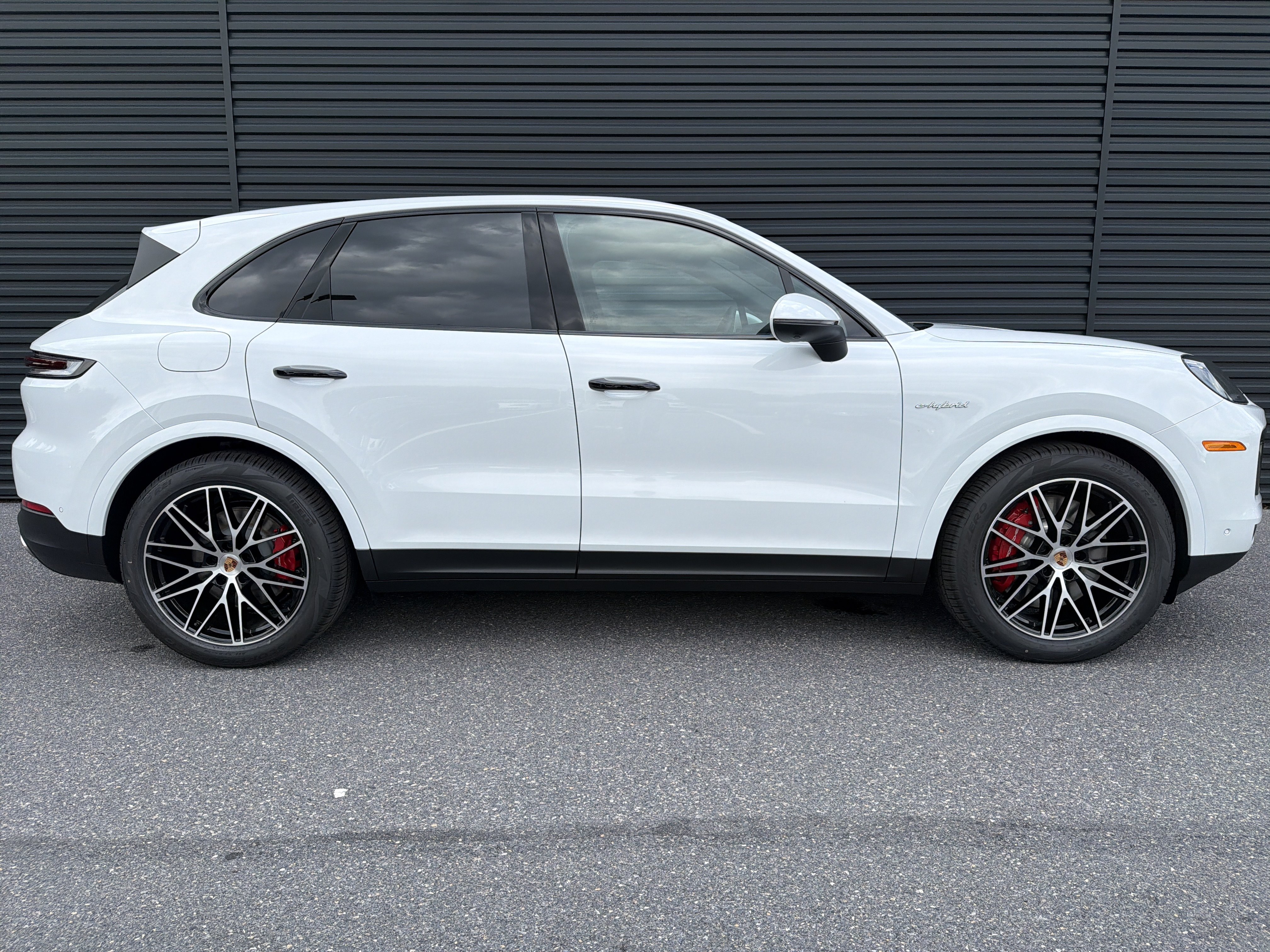 New 2026 Porsche Cayenne S AWD/4WD image 6