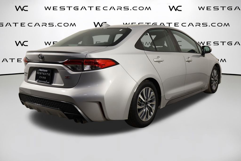 Used 2020 Toyota Corolla SE w/ SE Premium Package image 39