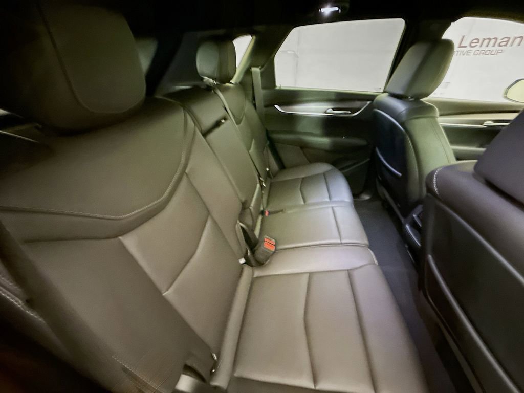 Used 2024 Cadillac XT5 Luxury FWD image 30