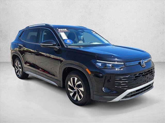 Used 2026 Volkswagen Tiguan S FWD image 3