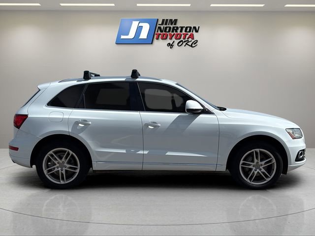 Used 2017 Audi Q5 2.0T Premium Plus w/ Technology Package image 4