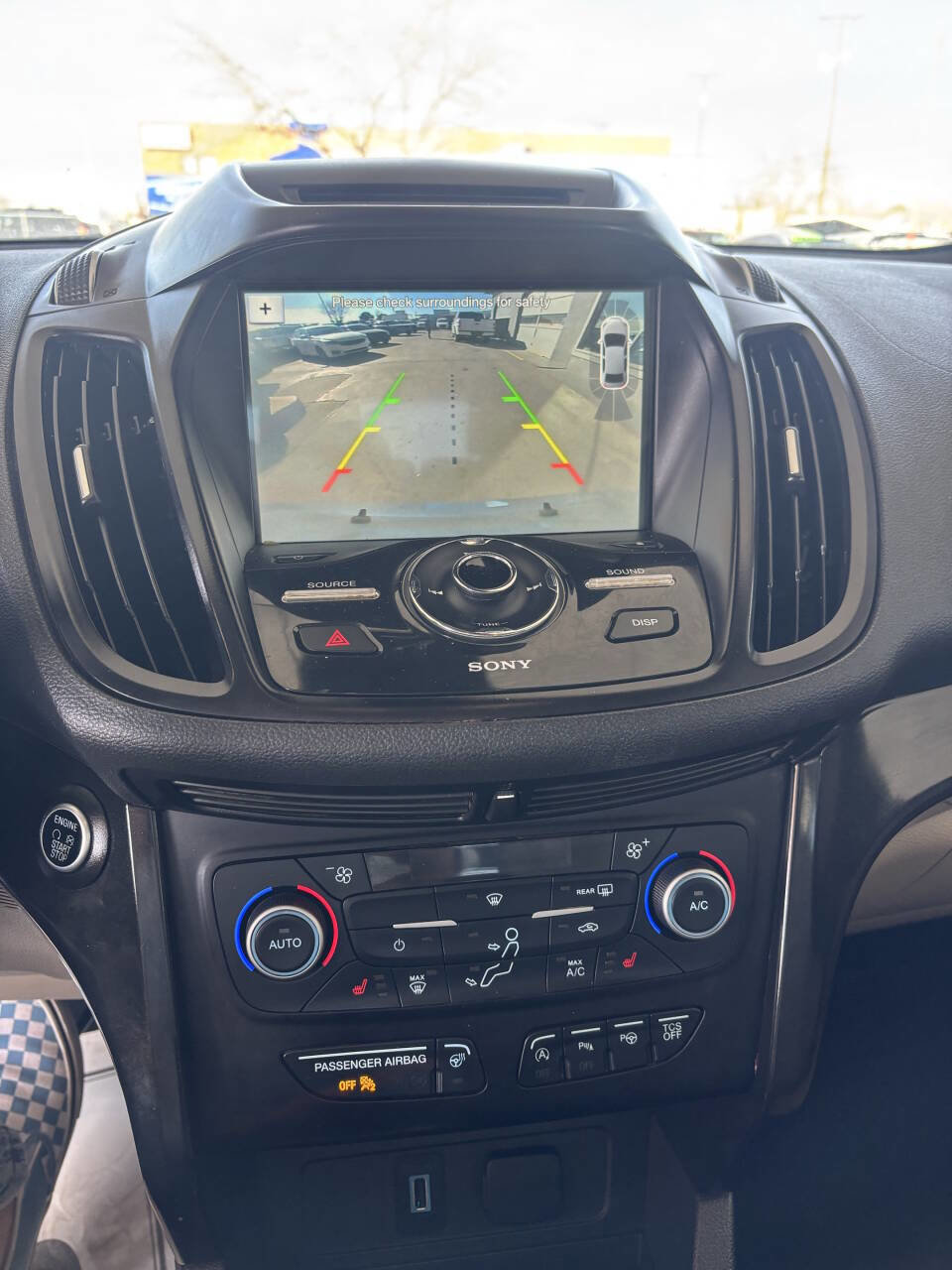 Used 2018 Ford Escape Titanium w/ Ford Safe & Smart Package image 13