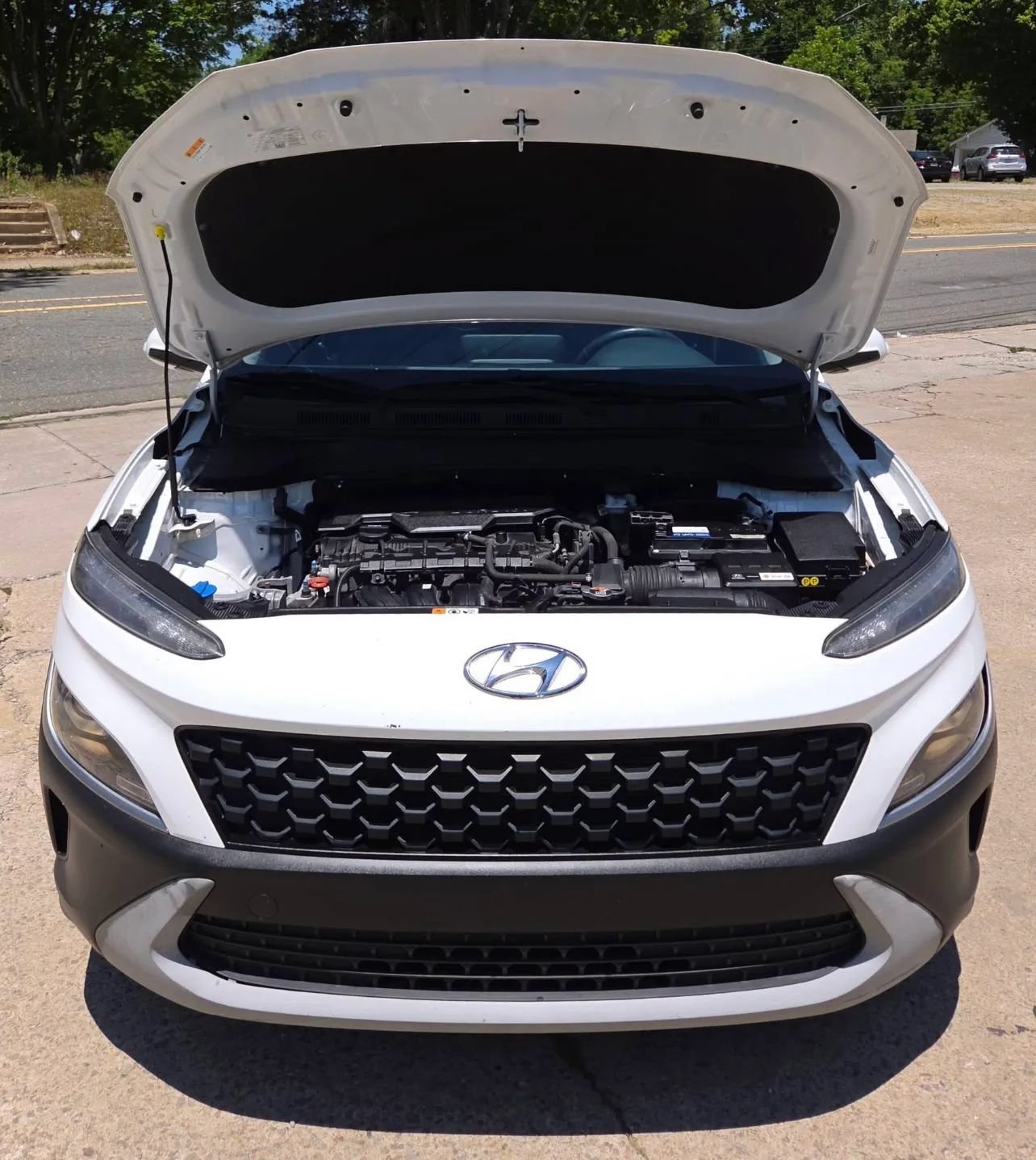 Used 2022 Hyundai Kona SEL w/ Convenience Package FWD image 5