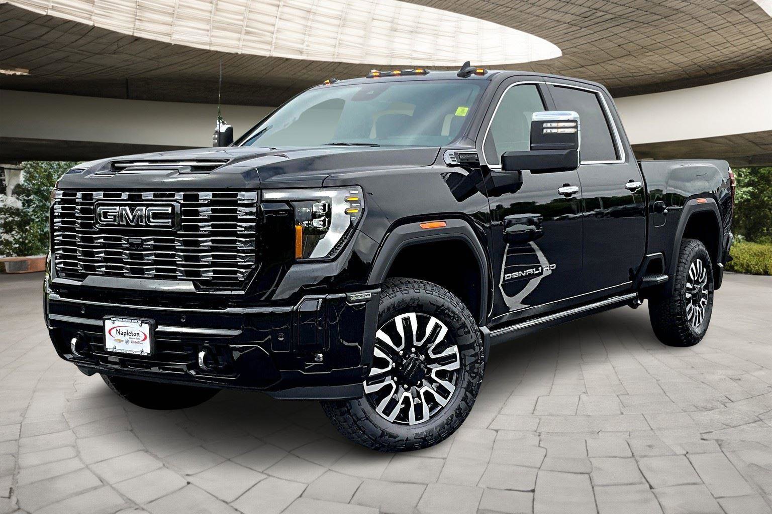 New 2025 GMC Sierra 2500 Denali Ultimate image 1