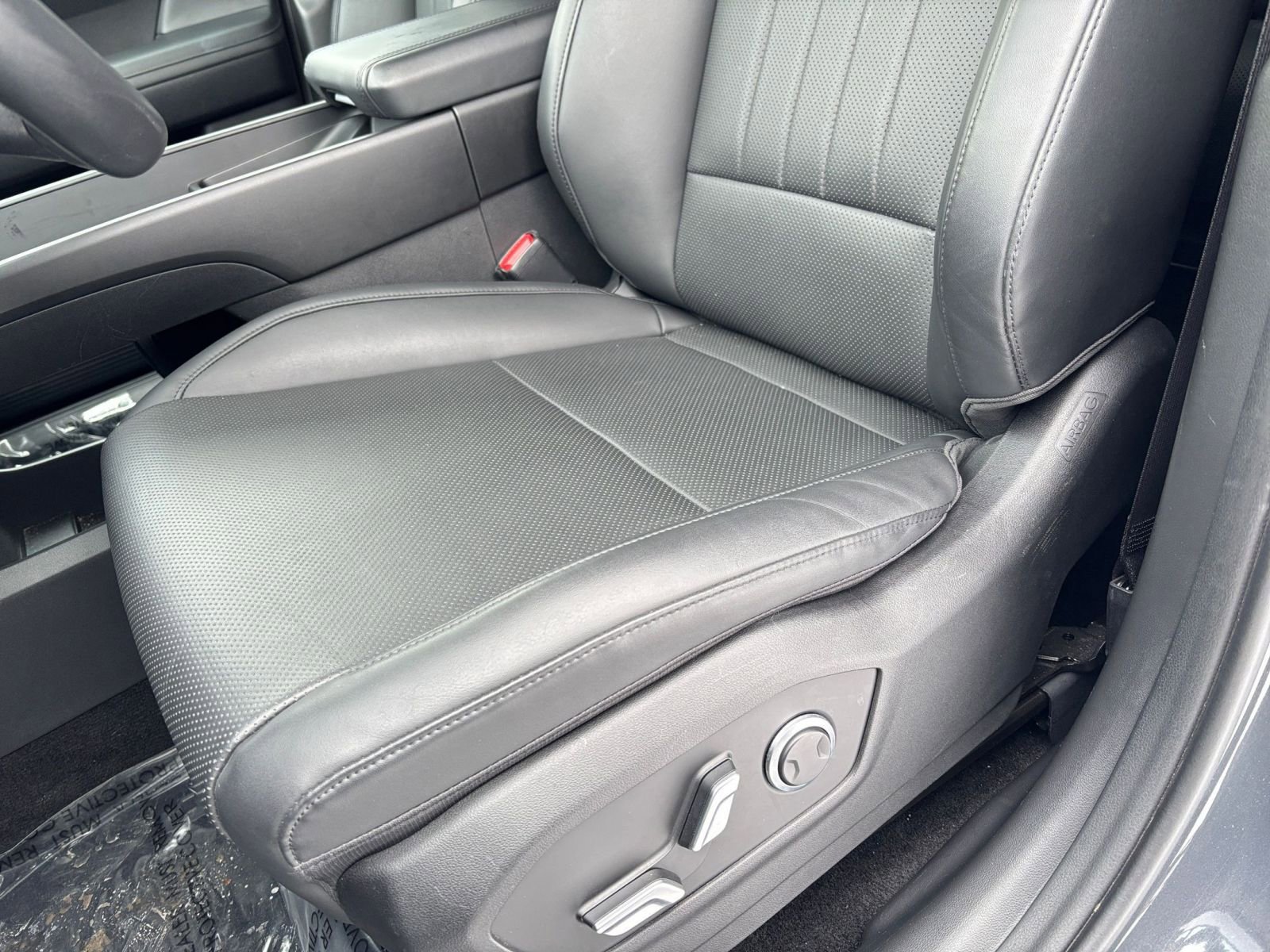 Used 2025 Hyundai Santa Fe SEL image 25