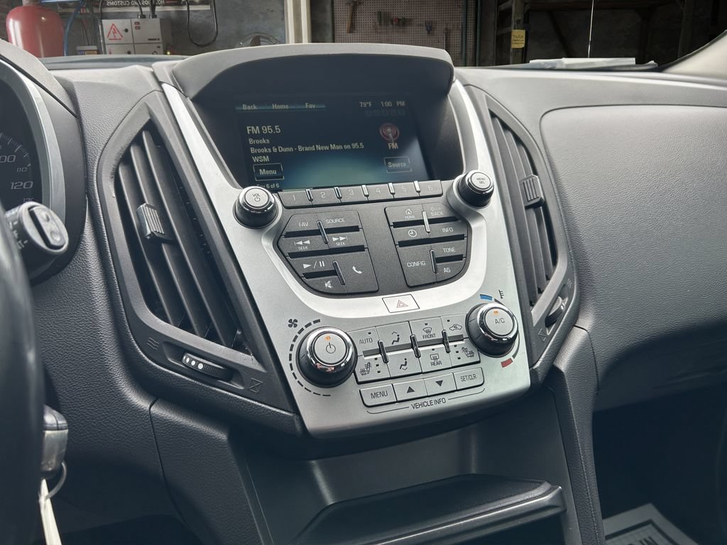 Used 2017 Chevrolet Equinox LT w/ Convenience Package FWD image 24