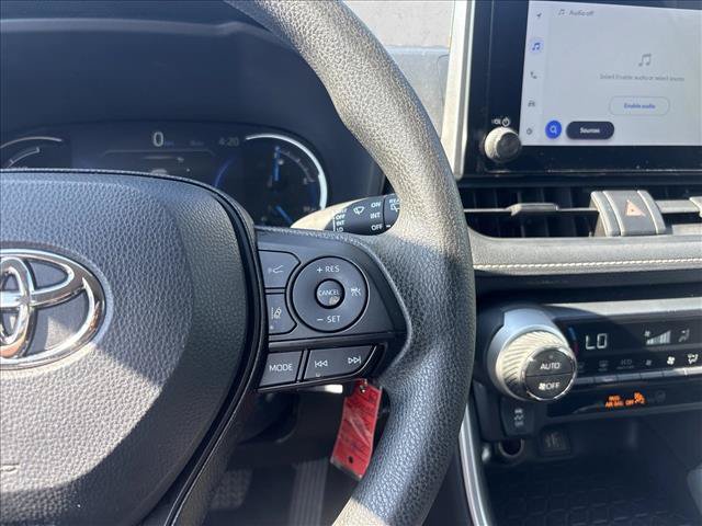 Used 2025 Toyota RAV4 LE AWD/4WD image 19